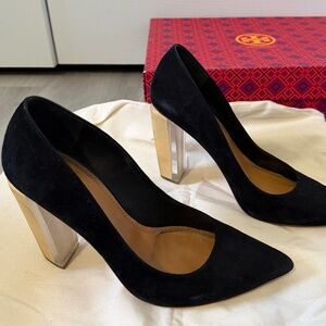 Tory Burch Silvana suede pump